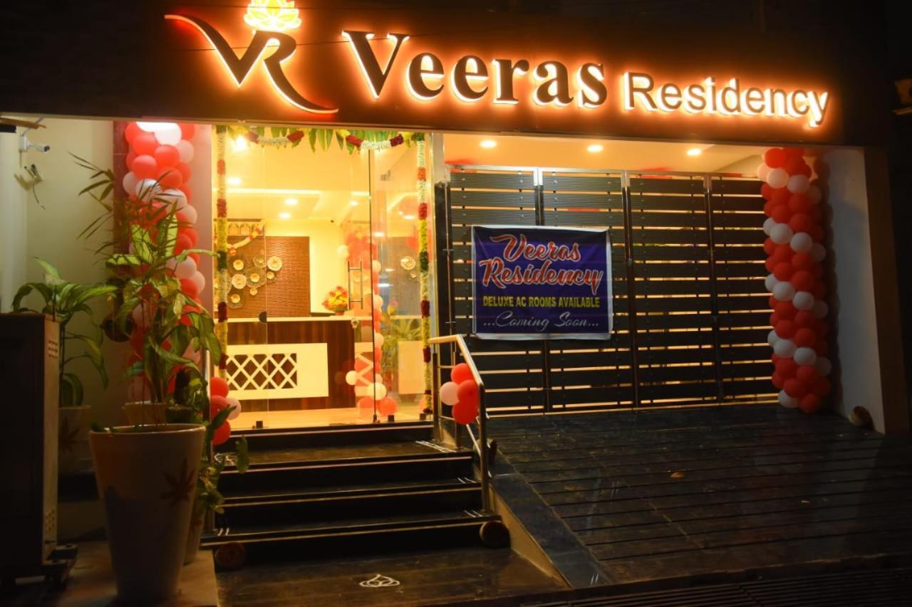 Veeras Residency Hotell Pondicherry Exteriör bild