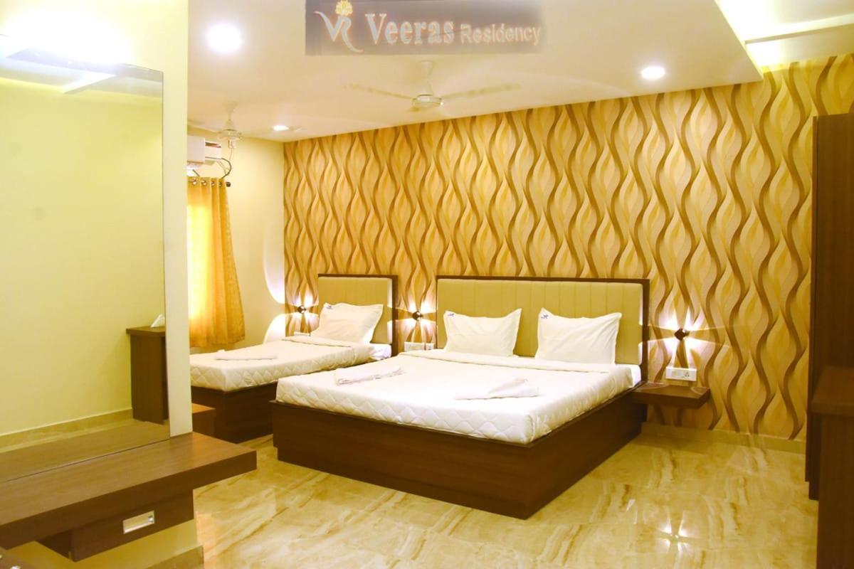 Veeras Residency Hotell Pondicherry Exteriör bild